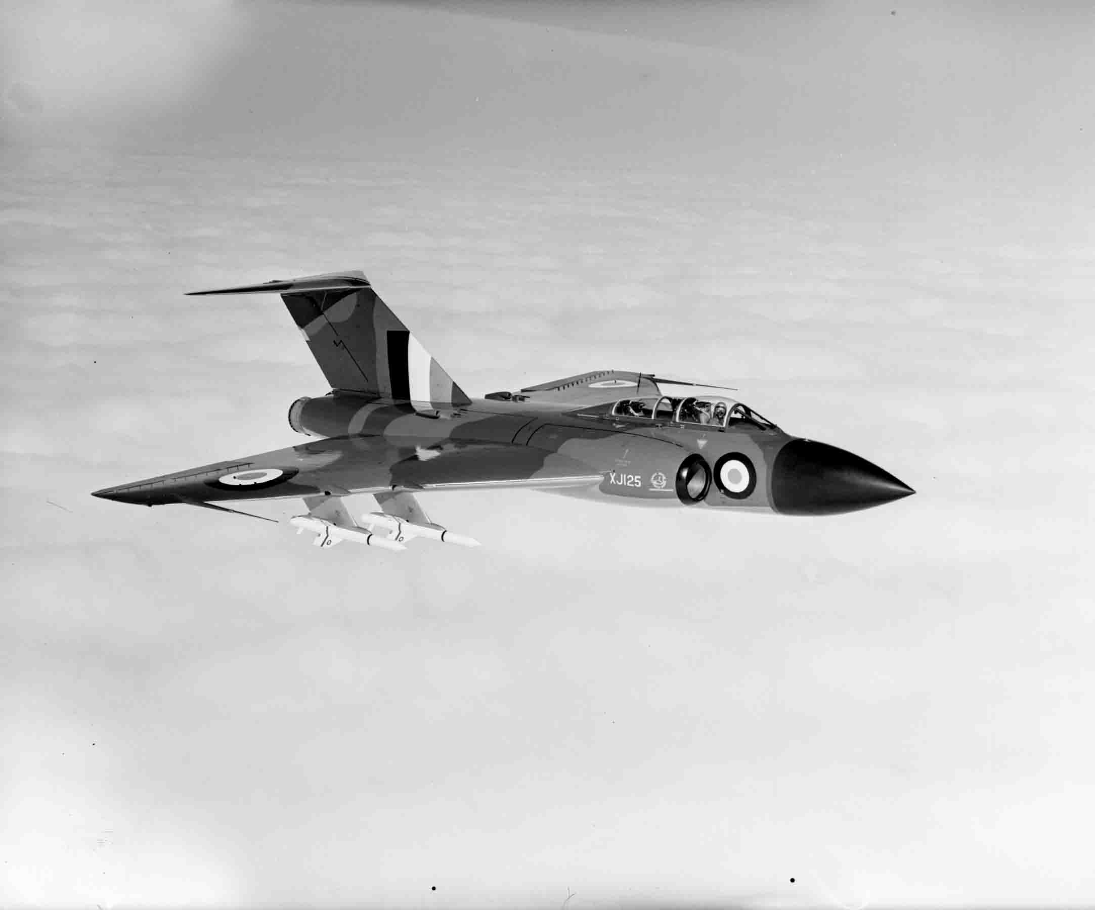 Gloster Javelin FAW.9 at Farnborough, July 1959 Gloster Javelin FAW.9 at Farnborough, July 1959