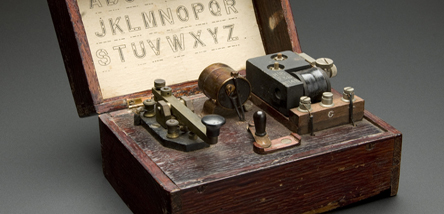 Donate an artefact to the Royal Air Force Museum.