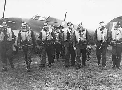 The crew of 303 Polish Squadron who fought so valiantly during the Battle of Britain The crew of 303 Polish Squadron who fought so valiantly during the Battle of Britain
