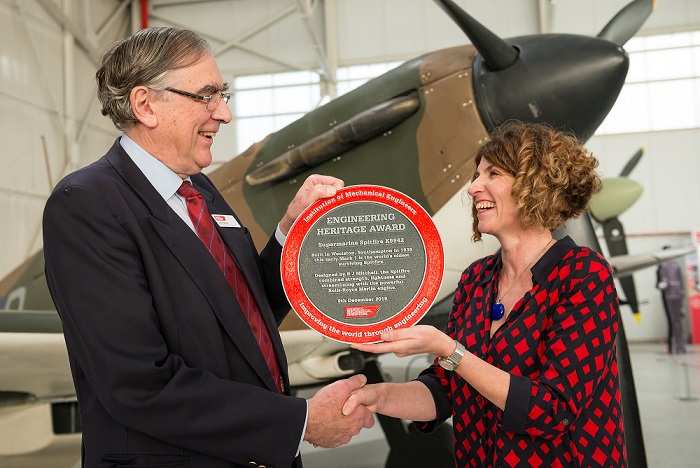 Current Chair of IMechE’s Engineering Heritage Committee John Wood and RAF Museum CEO Maggie Appleton