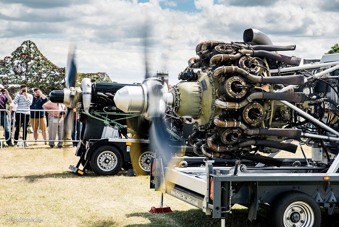 Rolls-Royce Merlin Mk500 and Bristol Hercules Mk216 demonstrations