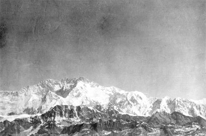 The Himalaya Mountain range The Himalaya Mountain range