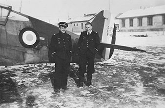 Josef JAŠKE (first from the left) and Jan KLÁN by a Curtiss aircraft at the Toul Air Base. Josef JAŠKE fought in the Battle of France with the Groupe de Chasse II./5. In the RAF, he served with the 312 and then the 313 (Czechoslovak) Fighter Squadron, which he led. Jan KLÁN was one of the first Czechoslovaks who fought in France. He shot down 4 or possibly 5 airplanes, some of them in cooperation with others. In the RAF, he served with the 312 (Czechoslovak) Squadron, with which he fought at the Battle of Britain. He led this squadron for some time. Archive of Ondrej Krejcar.